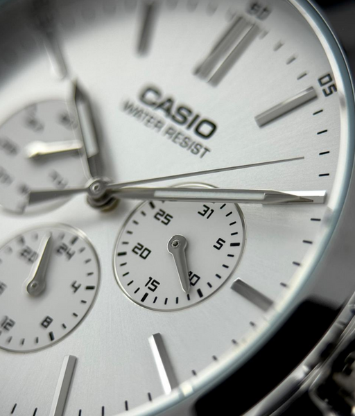 Чоловічий годинник Casio MTP-V300D-7A 01702411 фото