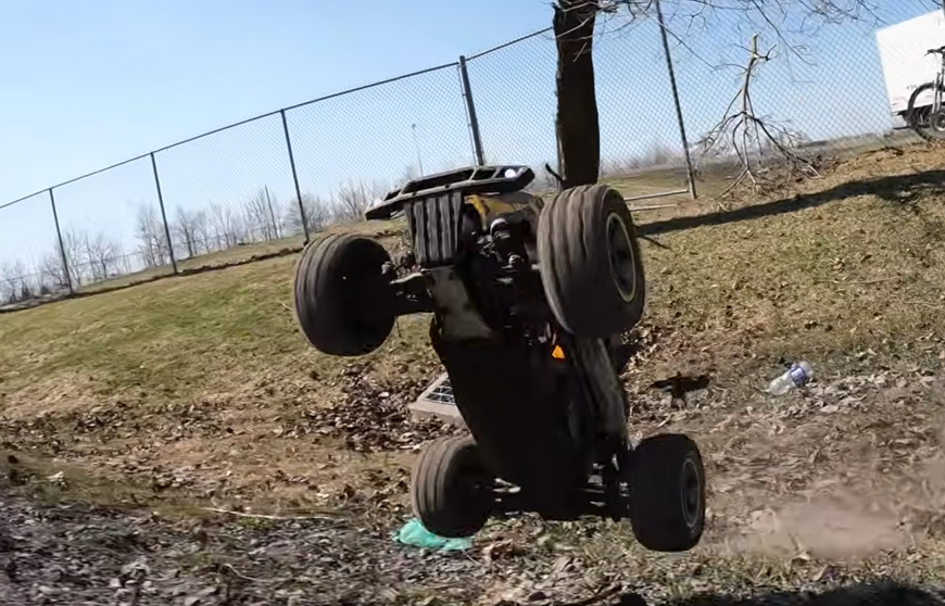Радиоуправляемая машинка ENOZE 9203E 1:10 4WD, внедорожник на пульте RC до 45 км/ч для бездорожья, мощный двигатель 7554434343 фото