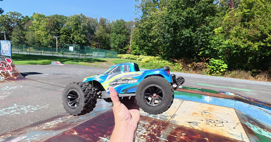Радиоуправляемая машинка MJX 14208 1:14 4WD до 50 км/ч, бесщеточный RC внедорожник, металлическая подвеска, аккумулятор 85545454 фото