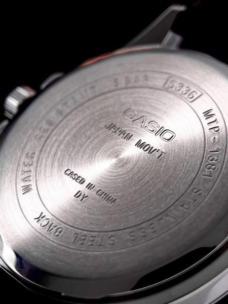 Чоловічий годинник Casio MTP-1381L-1A MTP0359 фото