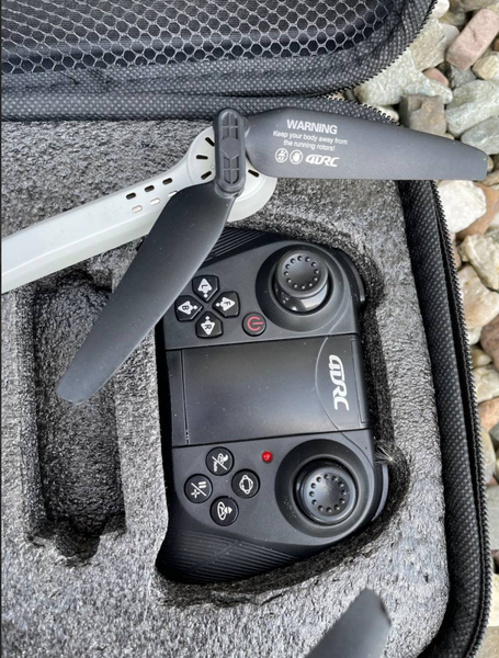 Дрон 4DRC F10 &ndash; квадрокоптер с 4K и HD камерами, FPV, GPS, до 500м, до 20 мин. полета. Кейс в промежуток времени 786031 фото